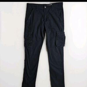 Wrangler Men's Black Cargo Pants with Utility Pockets